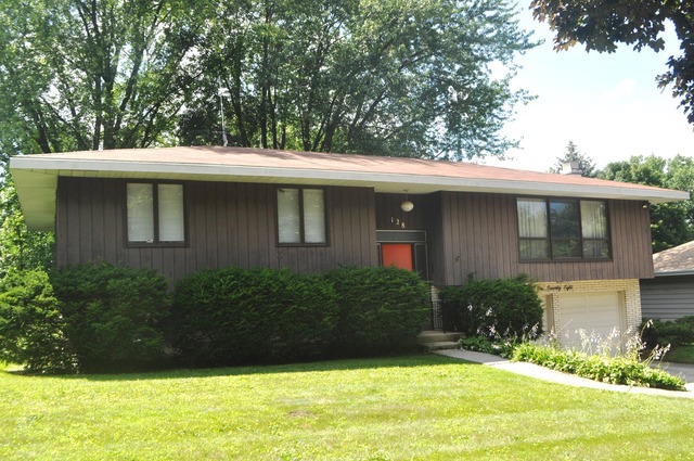 128 Mckinstry Dr, Elgin, IL 60123 photo 1