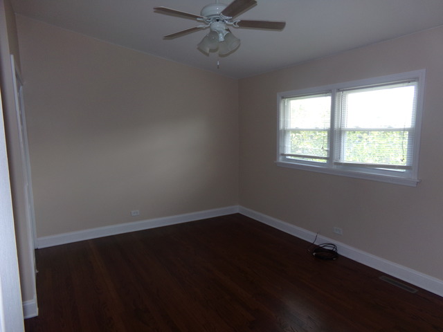 8911 Robin Dr #d, Des Plaines, IL 60016 photo 5