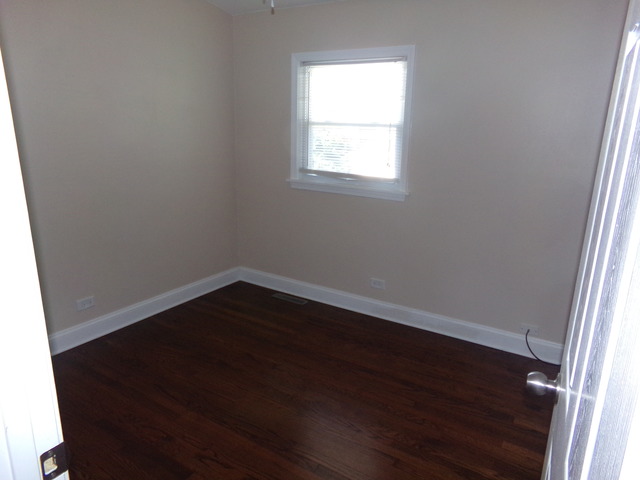 8911 Robin Dr #d, Des Plaines, IL 60016 photo 7