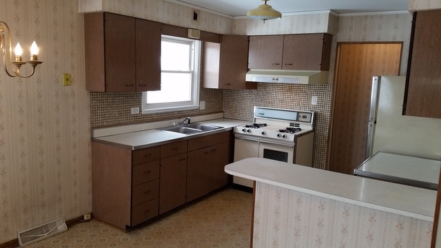 2834 E 127th St, Chicago, IL 60633 photo 4