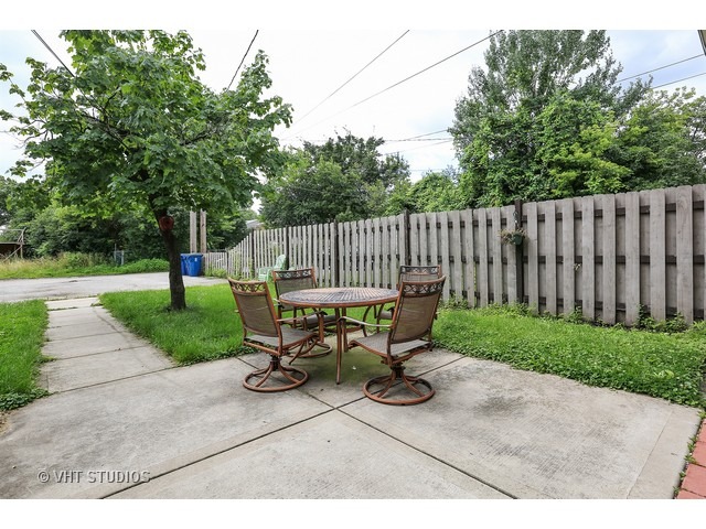 494 E Vallette St, Elmhurst, IL 60126 photo 9