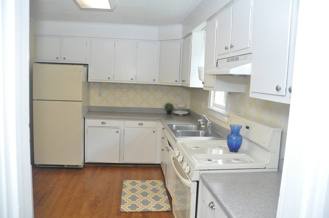 174 S 4th St, Aurora, IL 60505 photo 6