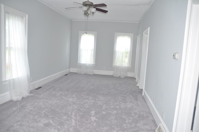 174 S 4th St, Aurora, IL 60505 photo 7