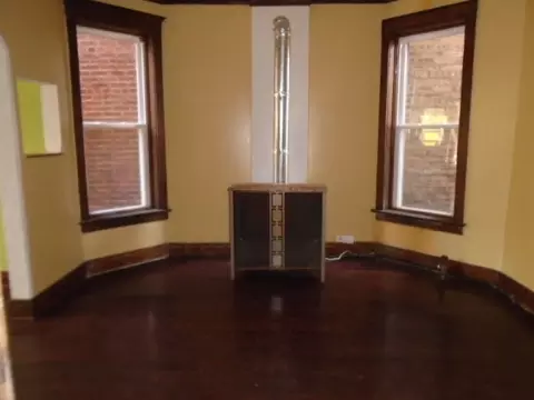 1406 E 72nd St, Chicago, IL 60619 photo 4