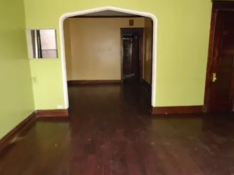 1406 E 72nd St, Chicago, IL 60619 photo 3