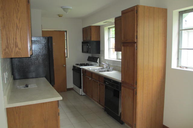 3814 Maple Ave, Brookfield, IL 60513 photo 8