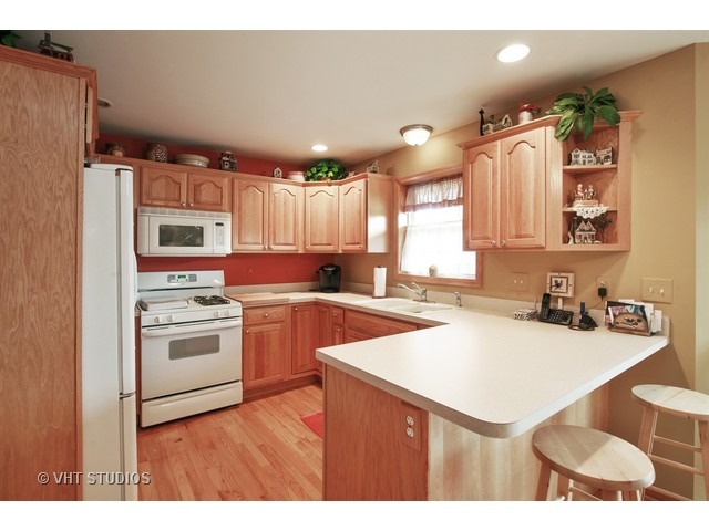 317 W Ashton Dr, Maple Park, IL 60151 photo 4
