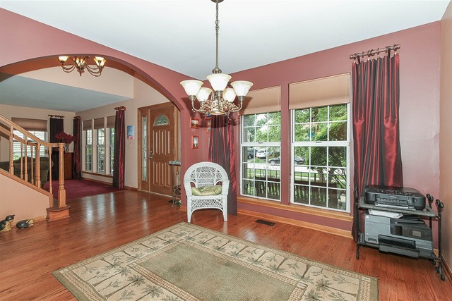 677 Morning Glory Ln, Bartlett, IL 60103 photo 5