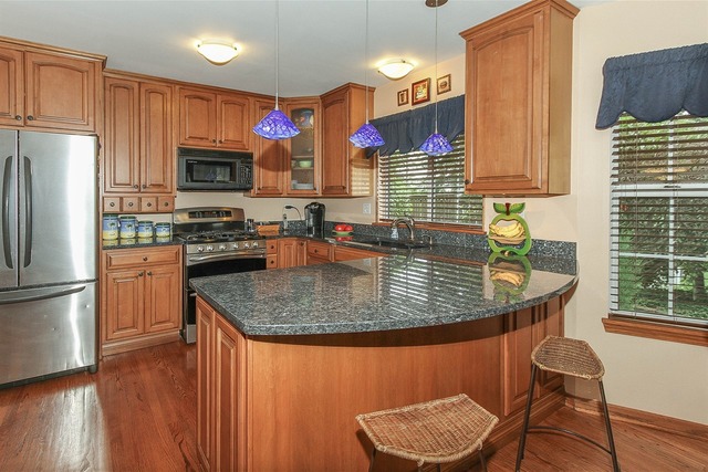 677 Morning Glory Ln, Bartlett, IL 60103 photo 6