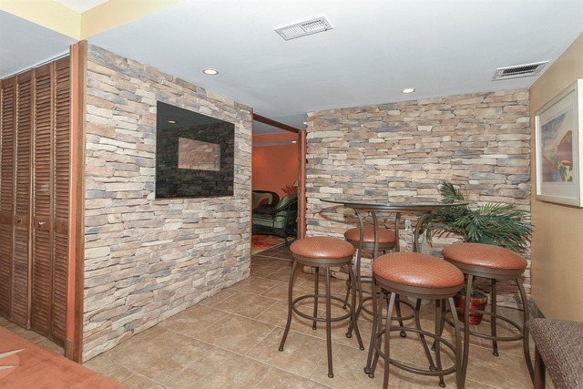 677 Morning Glory Ln, Bartlett, IL 60103 photo 13
