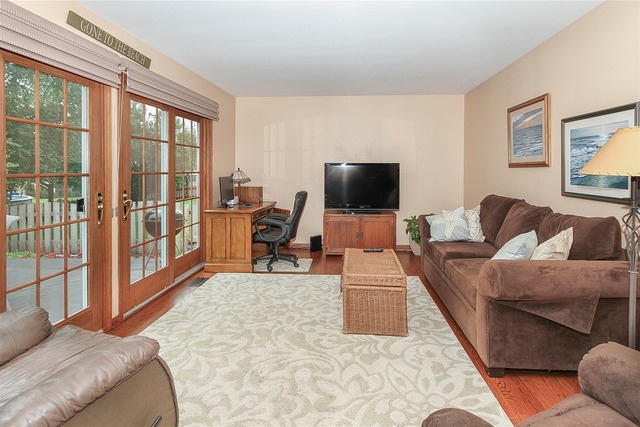 677 Morning Glory Ln, Bartlett, IL 60103 photo 11