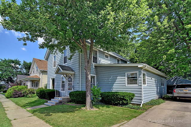 312 Forest Ave, Aurora, IL 60505 photo 1