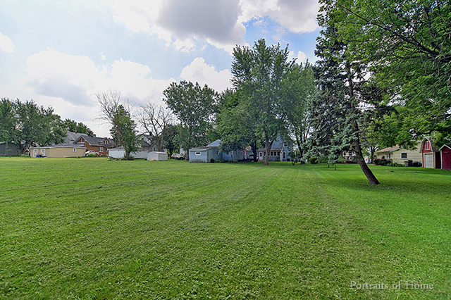 312 Forest Ave, Aurora, IL 60505 photo 4