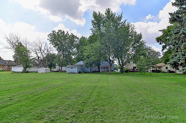 312 Forest Ave, Aurora, IL 60505 photo 22