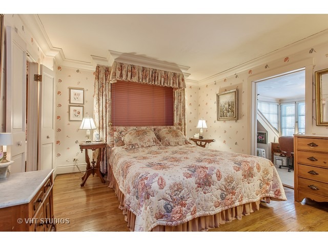 942 Tower Rd, Winnetka, IL 60093 photo 8