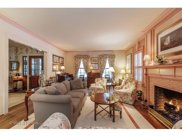 942 Tower Rd, Winnetka, IL 60093 photo 3