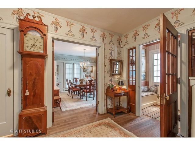 942 Tower Rd, Winnetka, IL 60093 photo 2