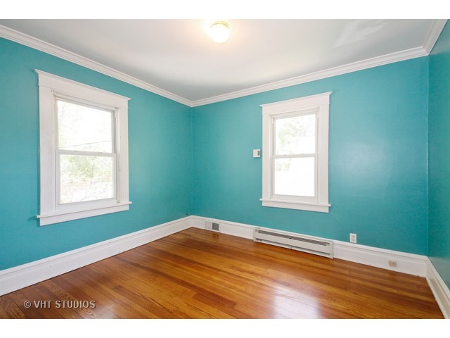 140 S Commonwealth Ave, Aurora, IL 60506 photo 10