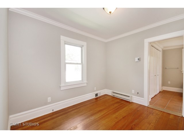 140 S Commonwealth Ave, Aurora, IL 60506 photo 7