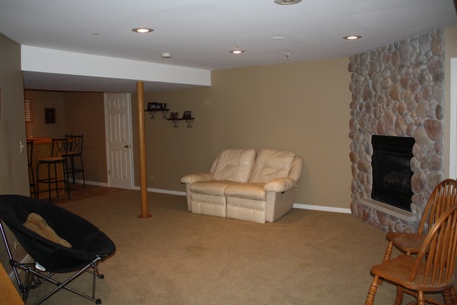 525 Surrey Ridge Dr, Cary, IL 60013 photo 14