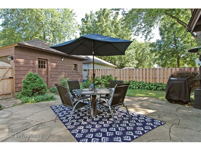945 Prospect St, Elgin, IL 60120 photo 11