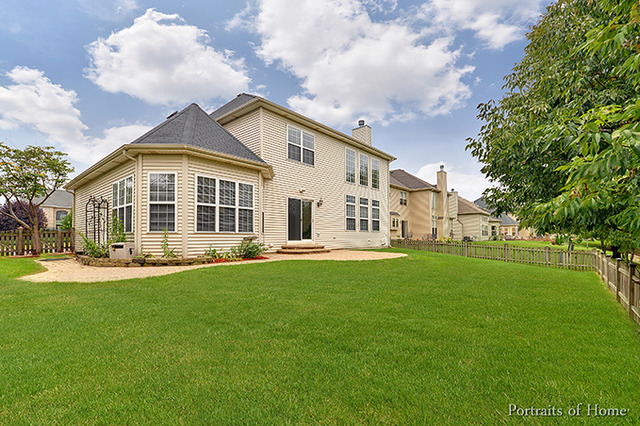 1101 Stonehaven Cir, Aurora, IL 60504 photo 24