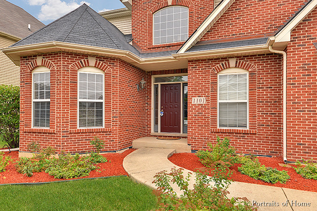 1101 Stonehaven Cir, Aurora, IL 60504 photo 2