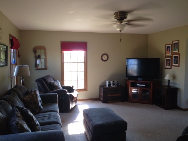 11027 Melms Rd, Genoa, IL 60135 photo 3