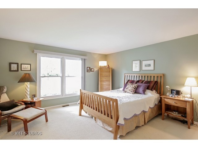 721 Evergreen Ct, Algonquin, IL 60102 photo 9