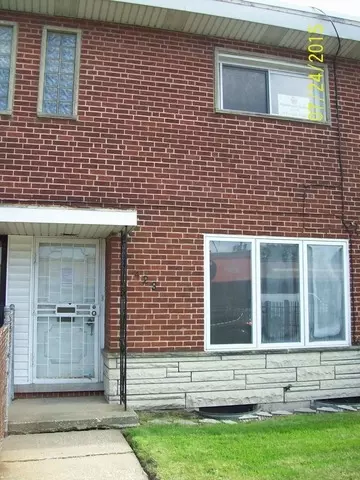423 E 87th St, Chicago, IL 60619 photo 1