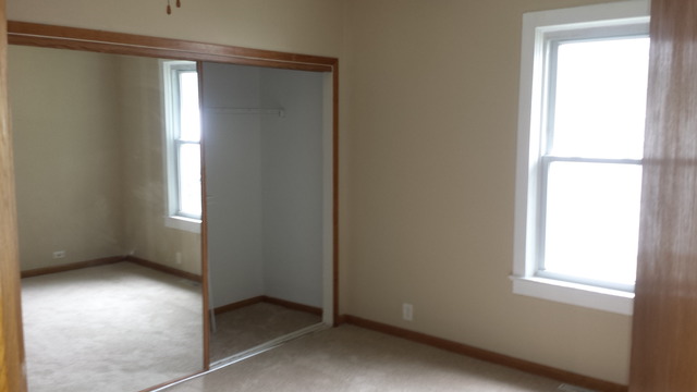 417 Douglas St, Morris, IL 60450 photo 8