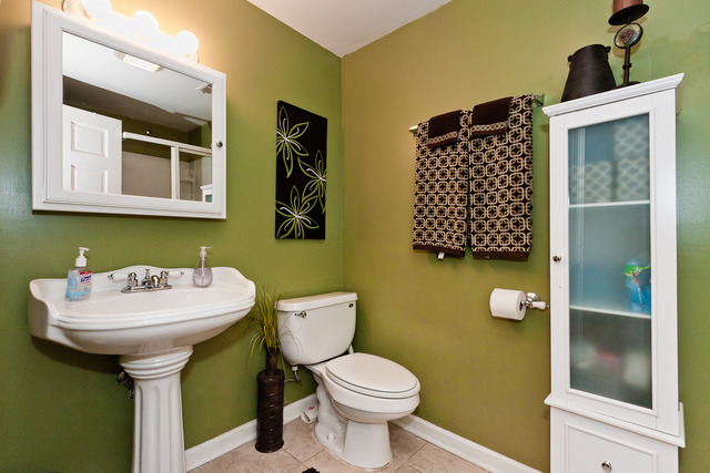 2668 E 74th St, Chicago, IL 60649 photo 18