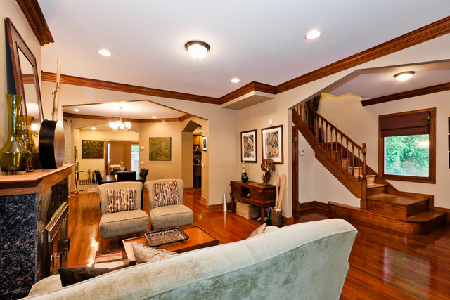 2668 E 74th St, Chicago, IL 60649 photo 2