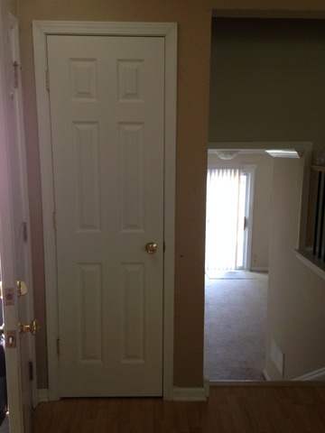 246 Bode Rd, Hoffman Estates, IL 60169 photo 2