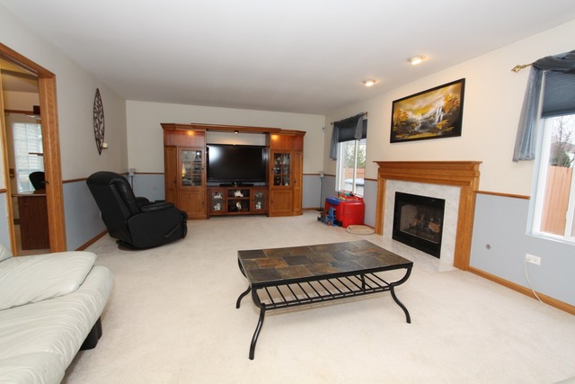 5117 Brighton Ln, Plainfield, IL 60586 photo 8