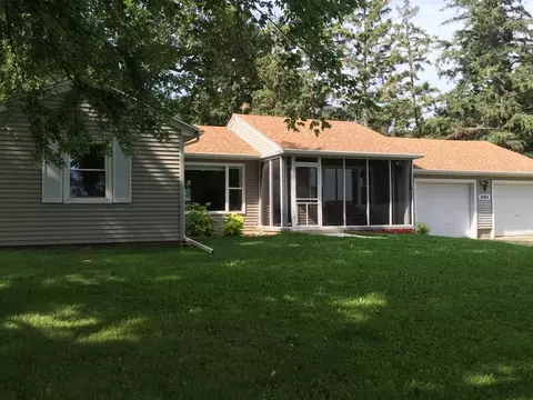 8984 1410 North Ave, Buda, IL 61314 photo 1