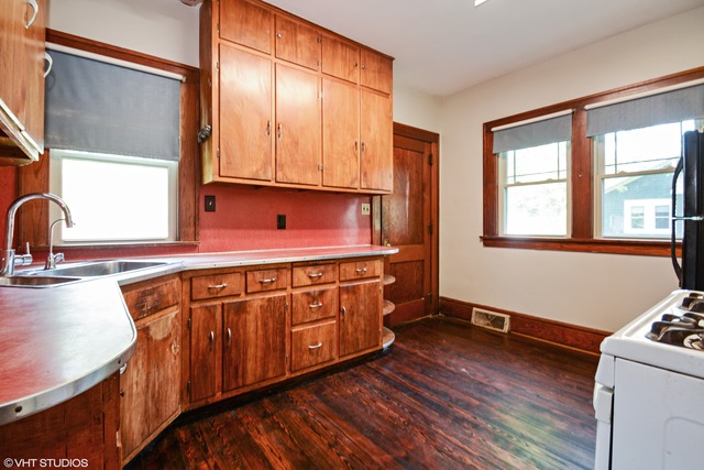 261 N Maple St, Herscher, IL 60941 photo 6