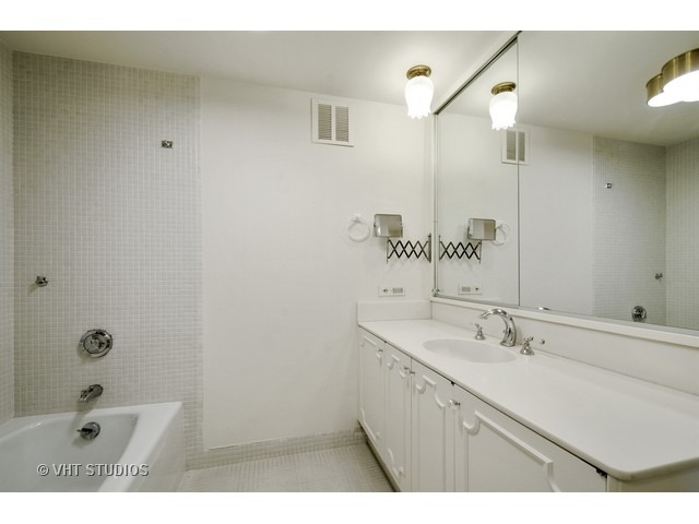 1500 Sheridan Rd #te, Wilmette, IL 60091 photo 12