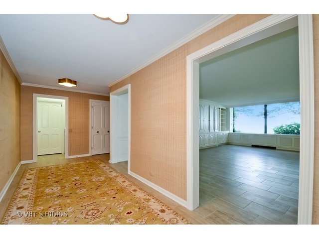 1500 Sheridan Rd #te, Wilmette, IL 60091 photo 2