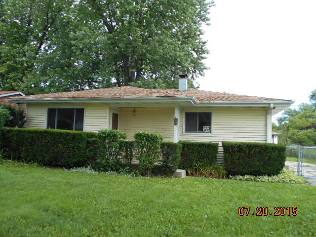 379 E Norman Ln, Wheeling, IL 60090 photo 1
