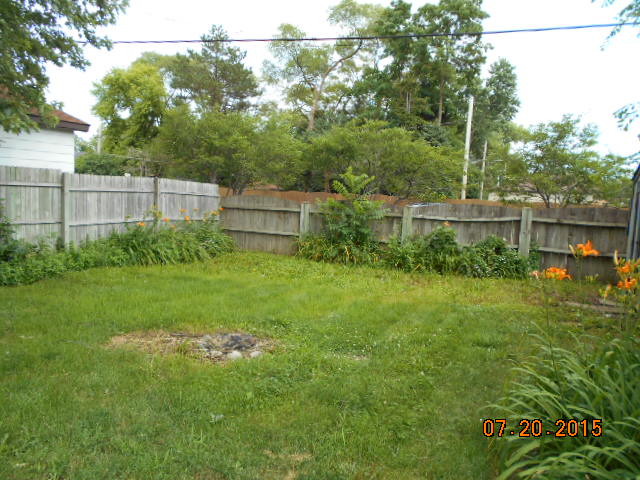 379 E Norman Ln, Wheeling, IL 60090 photo 5