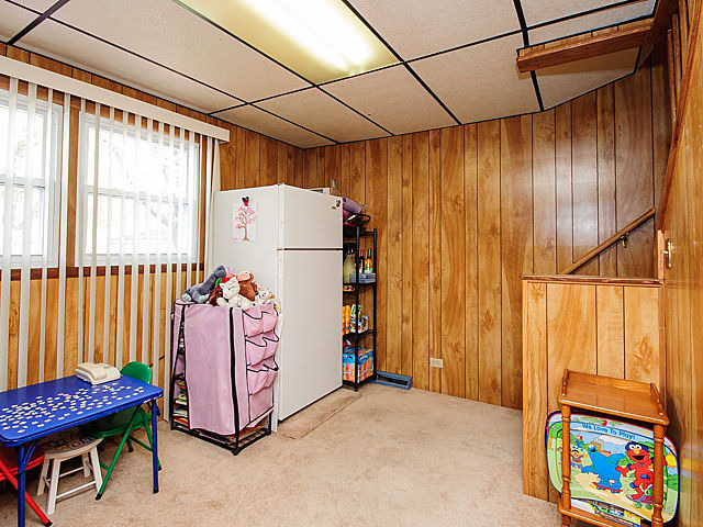 15315 Harding Ave, Midlothian, IL 60445 photo 11