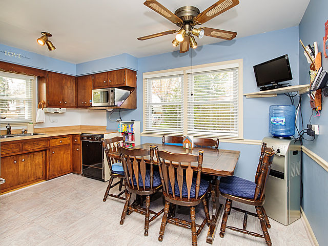15315 Harding Ave, Midlothian, IL 60445 photo 6