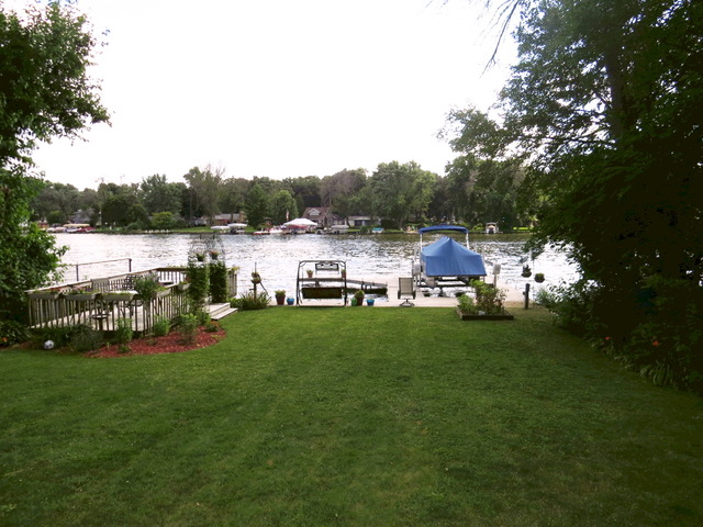 903 N River Rd, Mchenry, IL 60051 photo 2