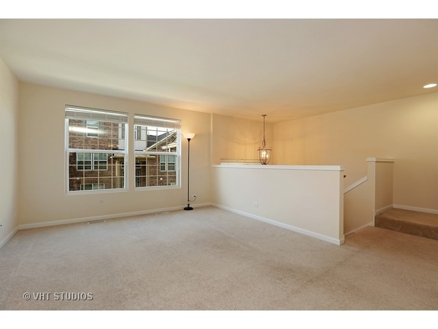 242 Devoe Dr, Oswego, IL 60543 photo 5