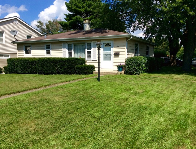 1345 S Sumner Ave, Wheaton, IL 60189 photo 1
