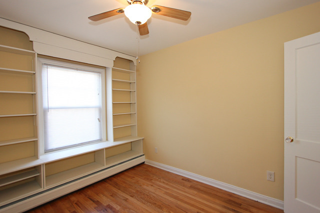 4425 Joliet Ave, Lyons, IL 60534 photo 9