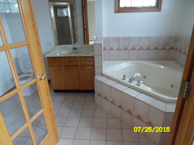 3808 Edgewater Dr, Hazel Crest, IL 60429 photo 11