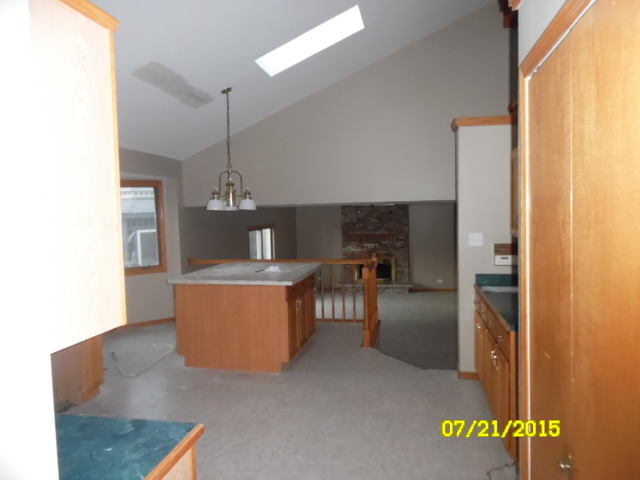 3808 Edgewater Dr, Hazel Crest, IL 60429 photo 2