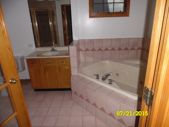 3808 Edgewater Dr, Hazel Crest, IL 60429 photo 6